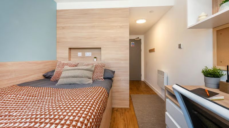 Bankside Student Living, Guildford image 5