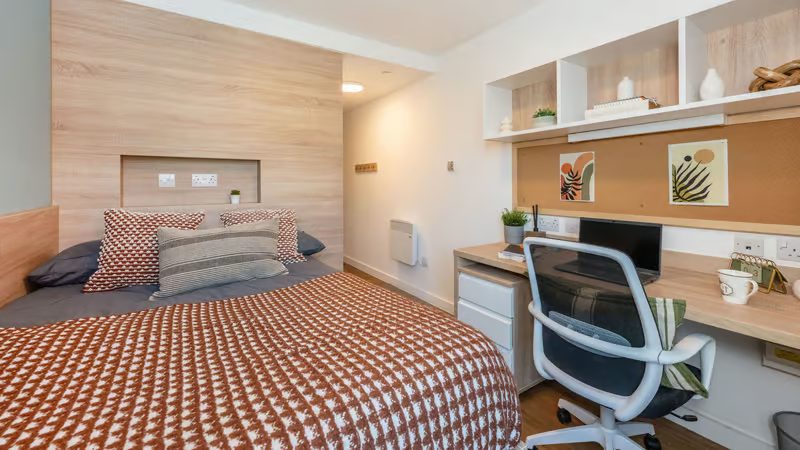 Bankside Student Living, Guildford image 6