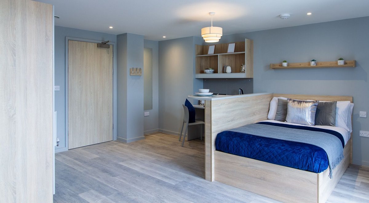 Renslade House, Exeter image 6