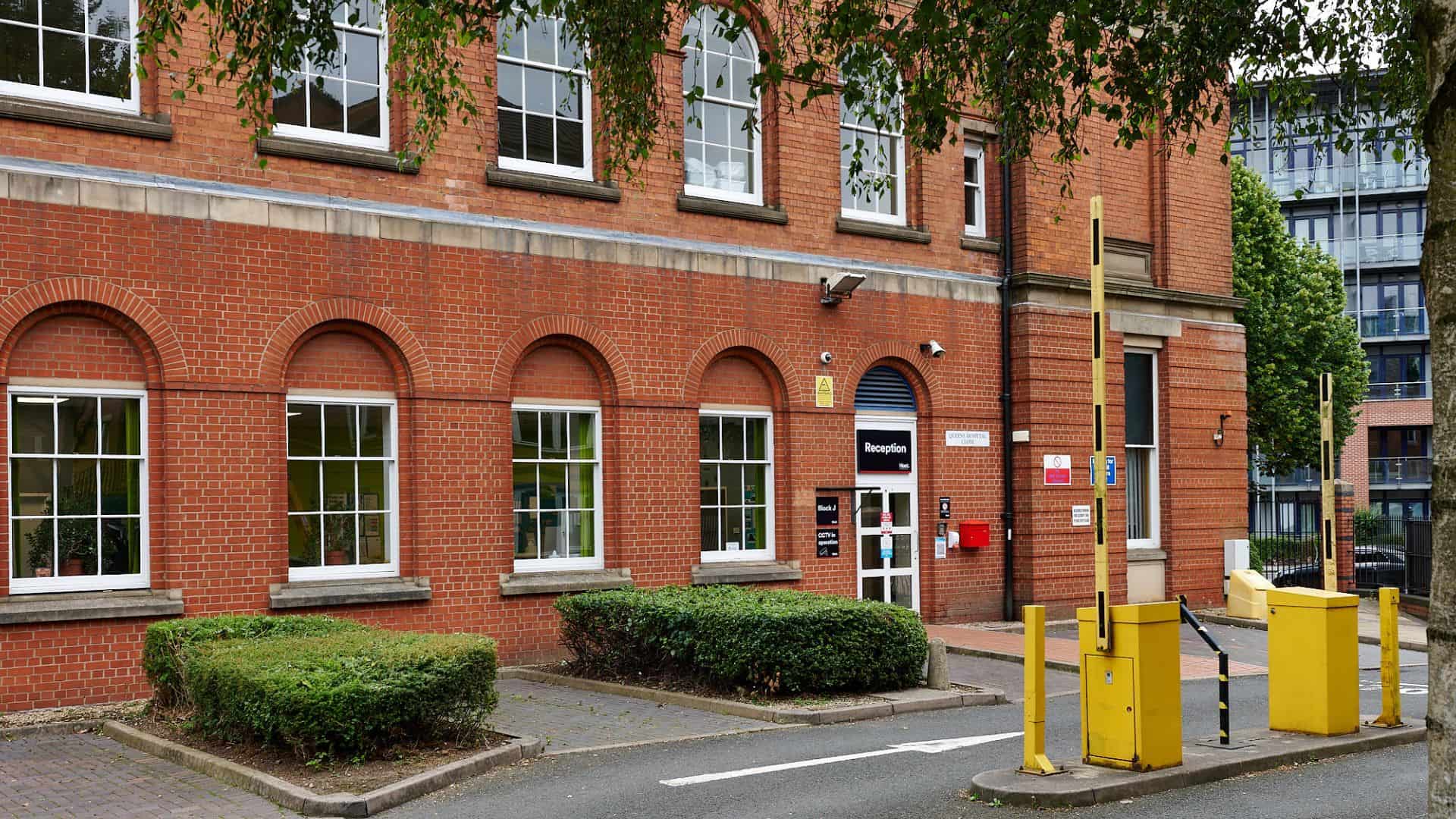 Queen's Hospital Close, Birmingham image 7