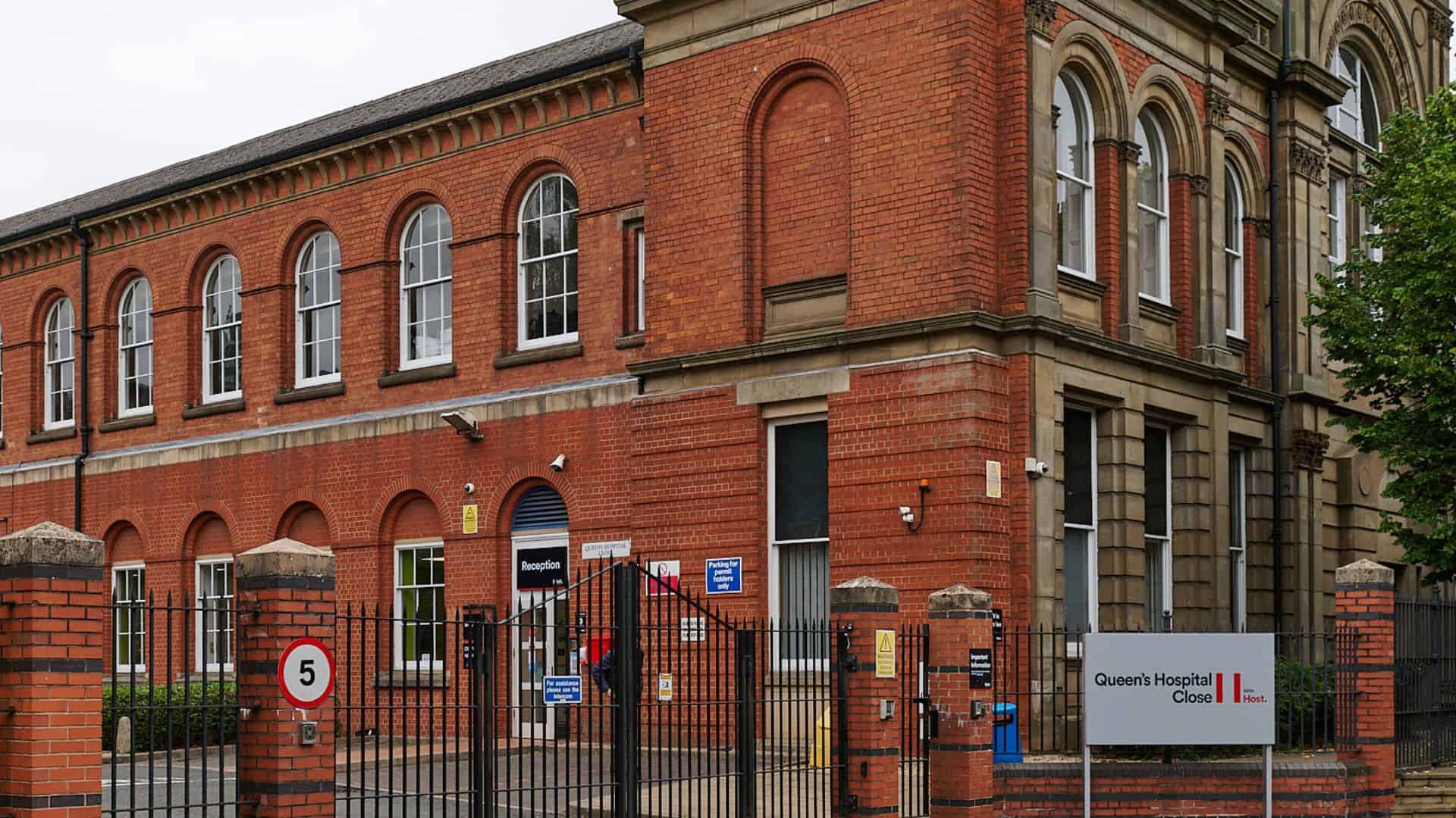 Queen's Hospital Close, Birmingham image 12