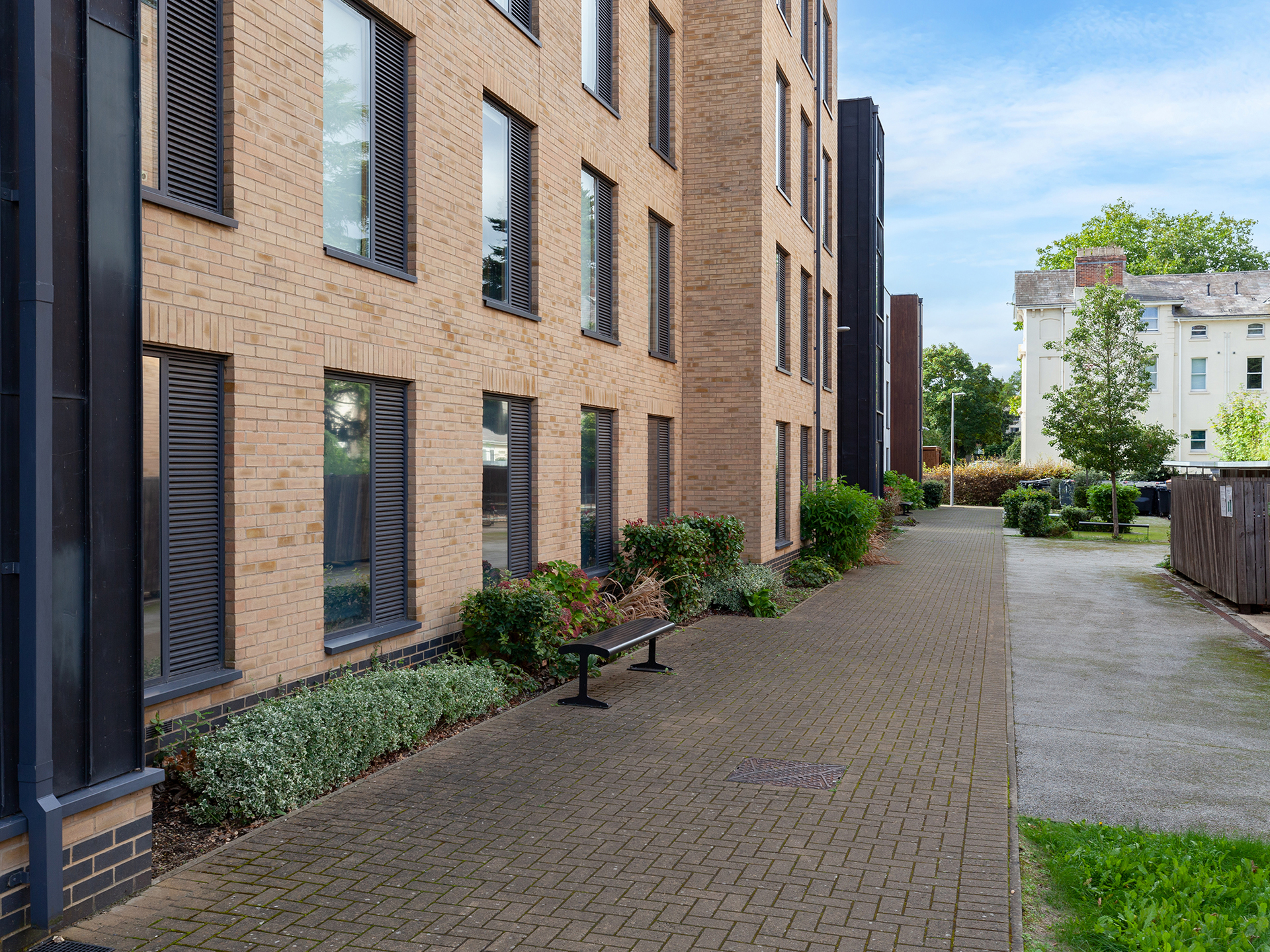 Kendrick Hall, Reading image 17