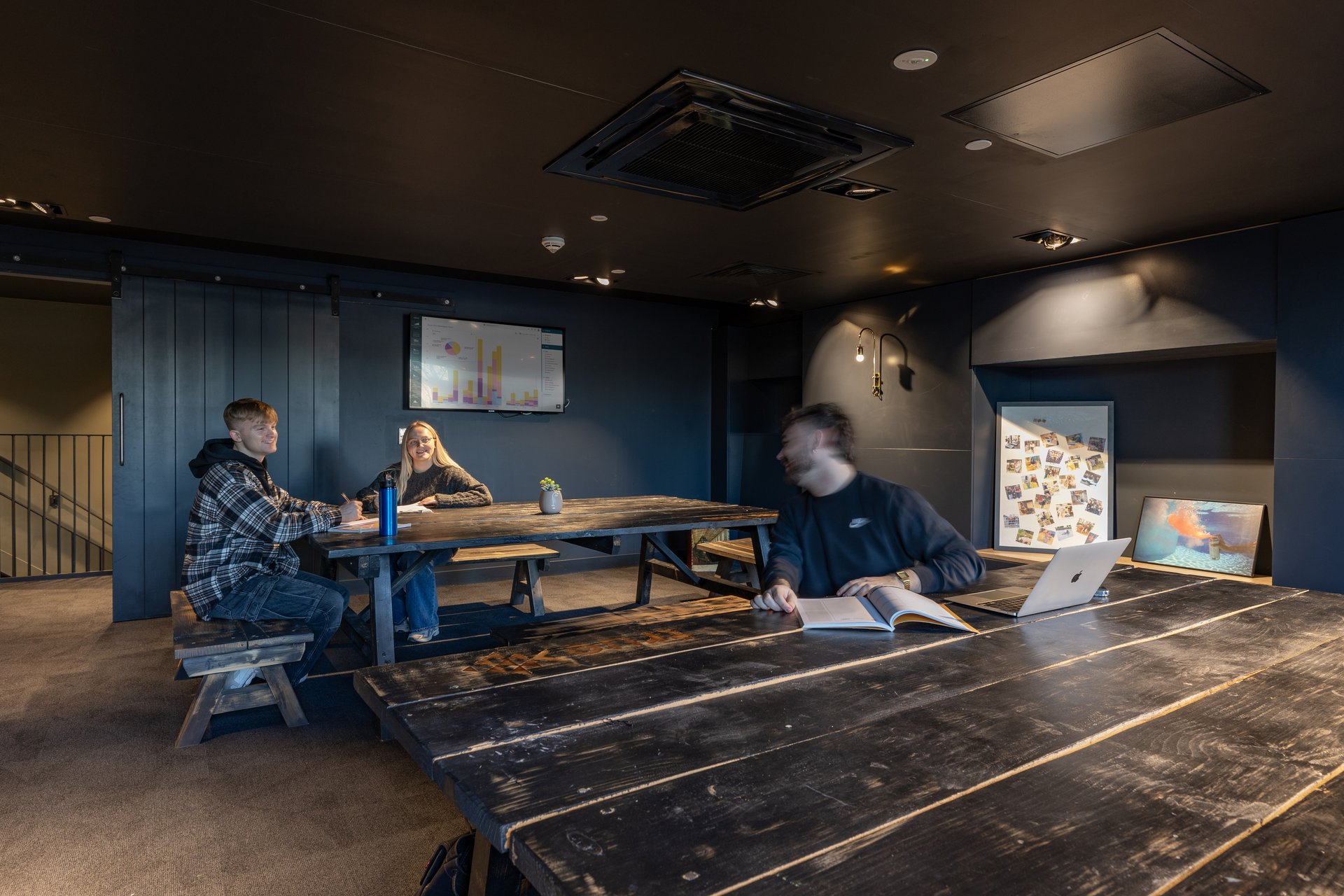 true Manchester - Salford image 38