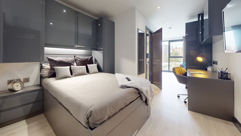 The Residence, Coventry image 13