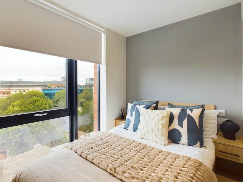 Straits Aire, Leeds image 19
