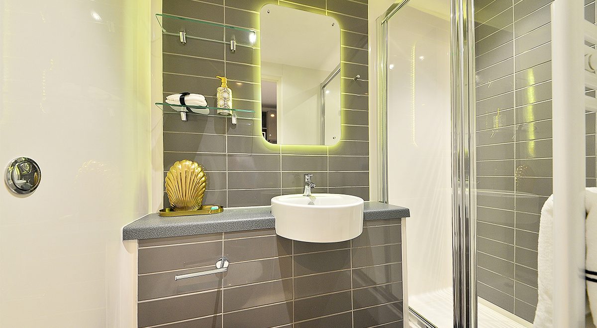 88 Bromsgrove House, Birmingham image 17