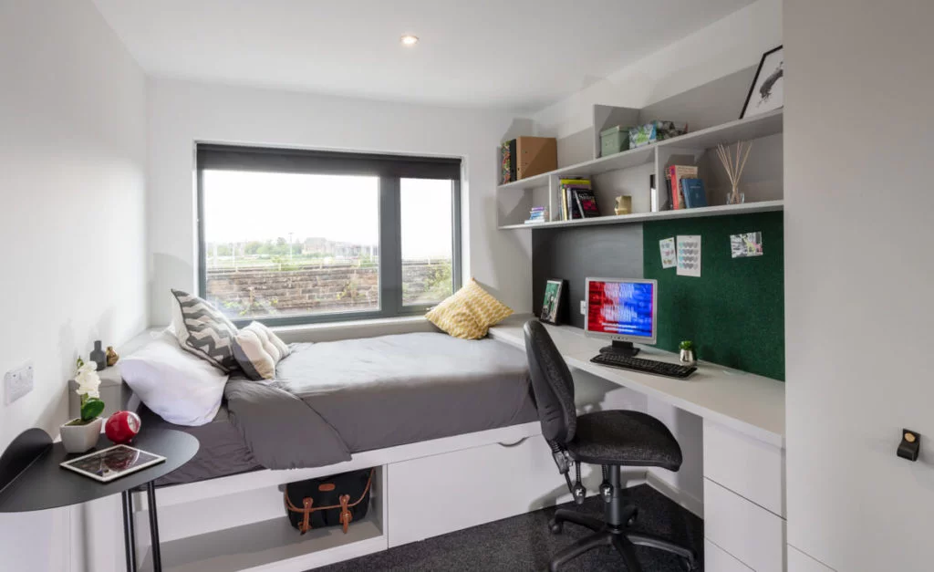West View, Glasgow image 7