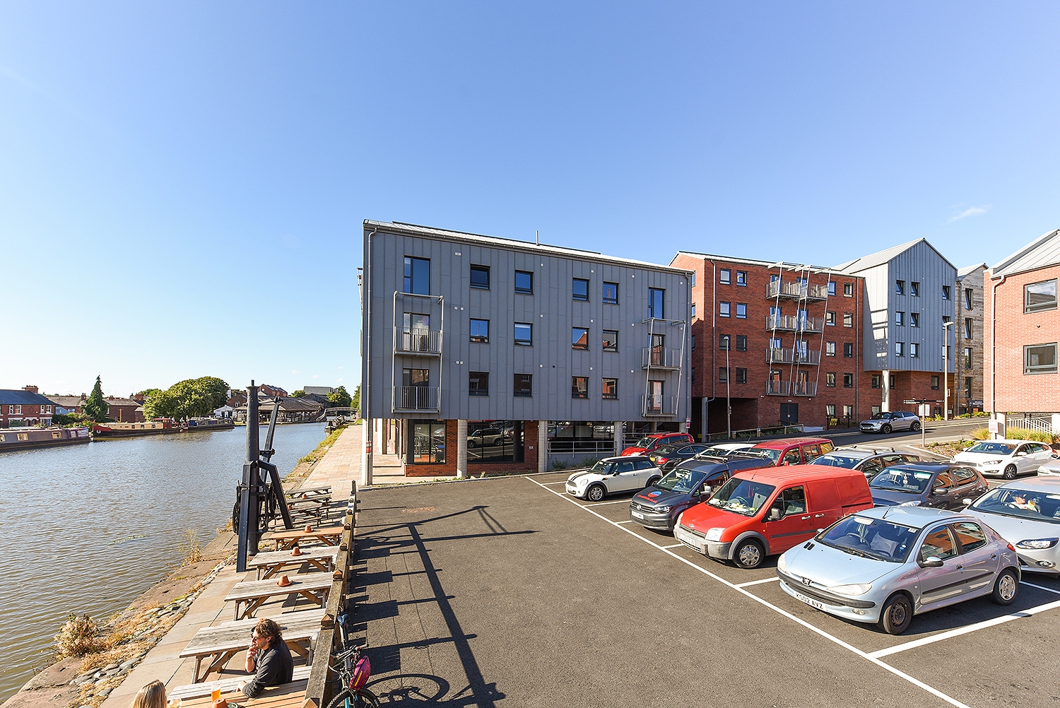 The Towpath, Chester image 25