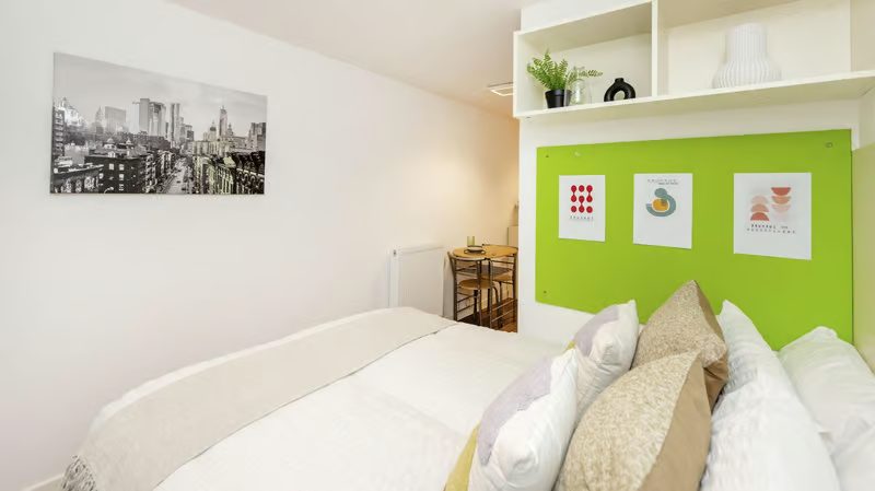 Hollingbury House, Brighton image 2