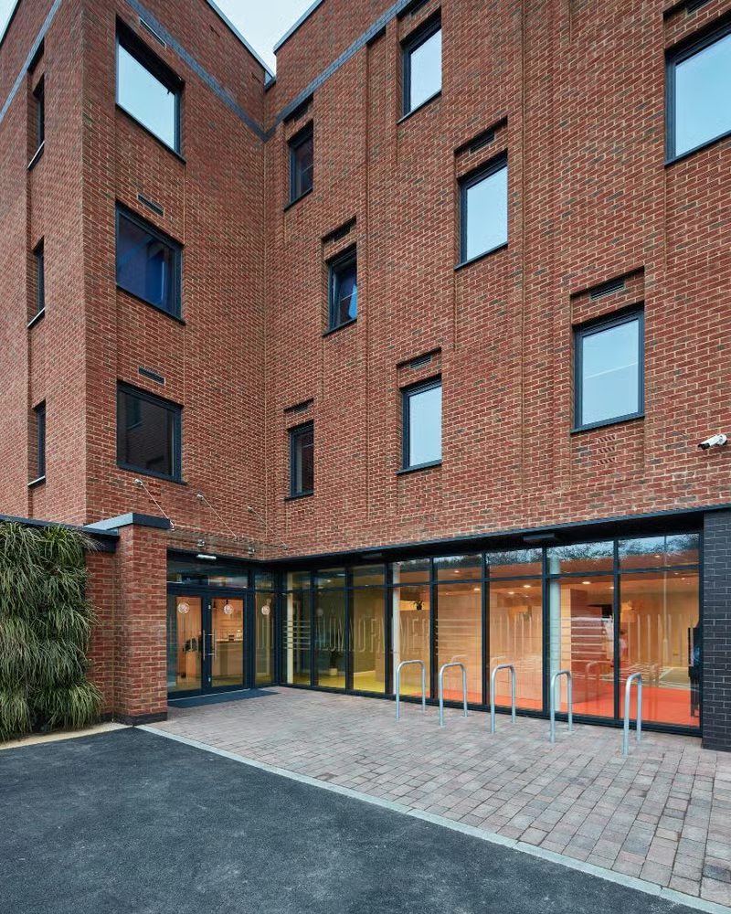 Alumno Falmer, Brighton image 11