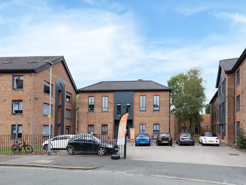 Allen Court, Manchester image 17