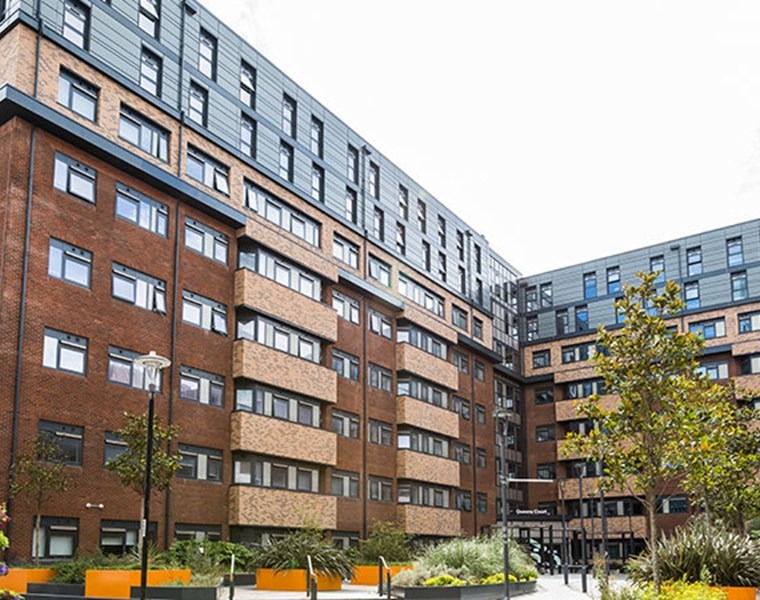 Queens Court, Reading image 13