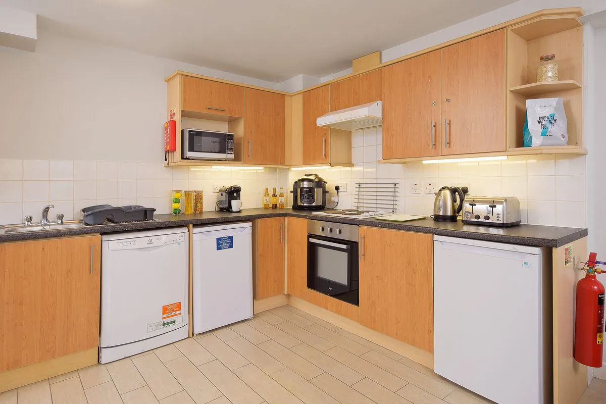 Keiller Court, Dundee image 7