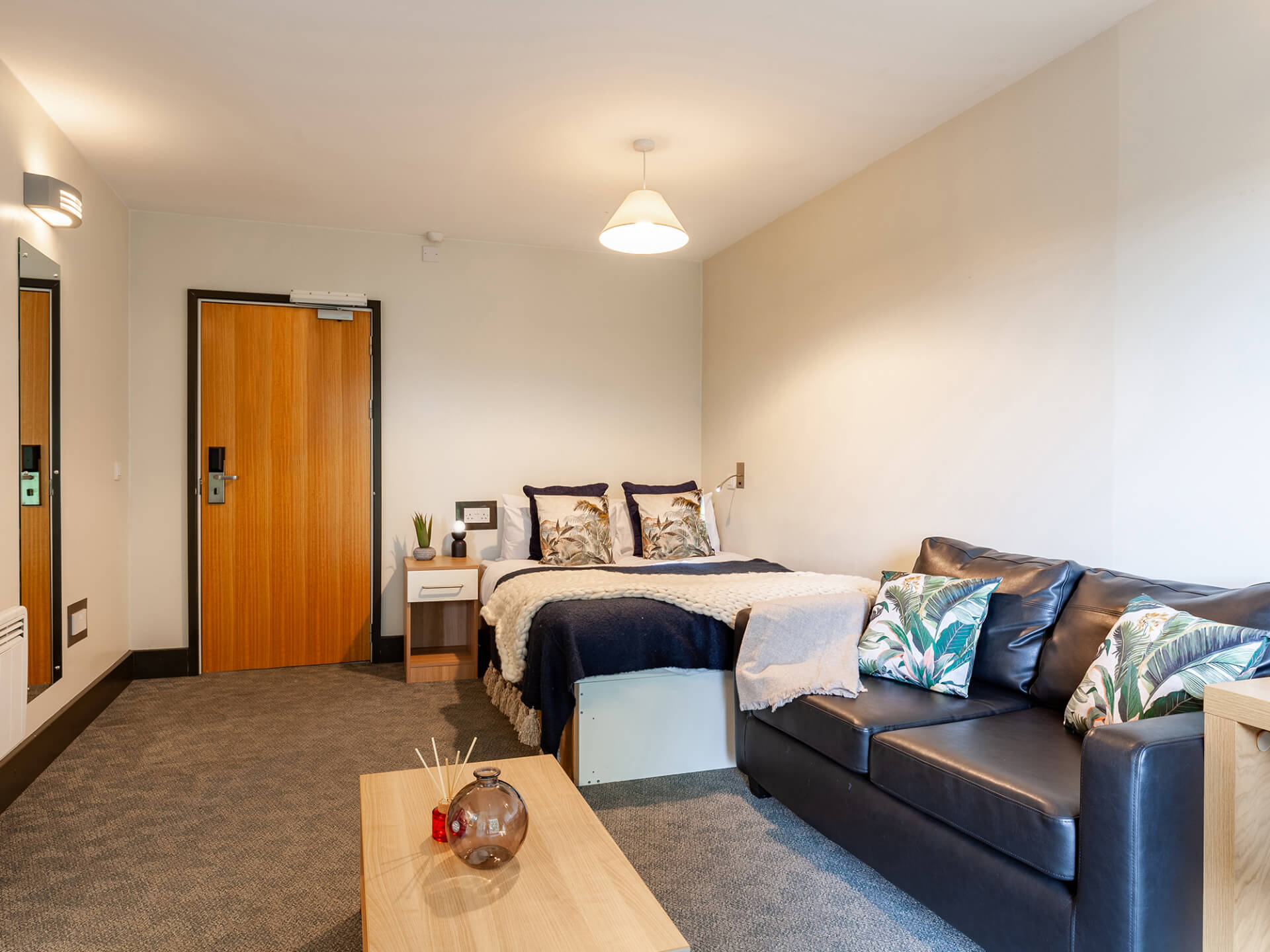 Kendrick Hall, Reading image 2