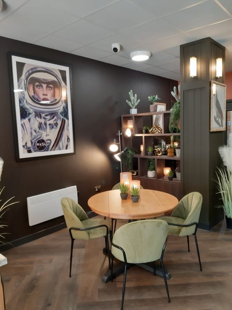 Lady Nicolson Court, Edinburgh image 10