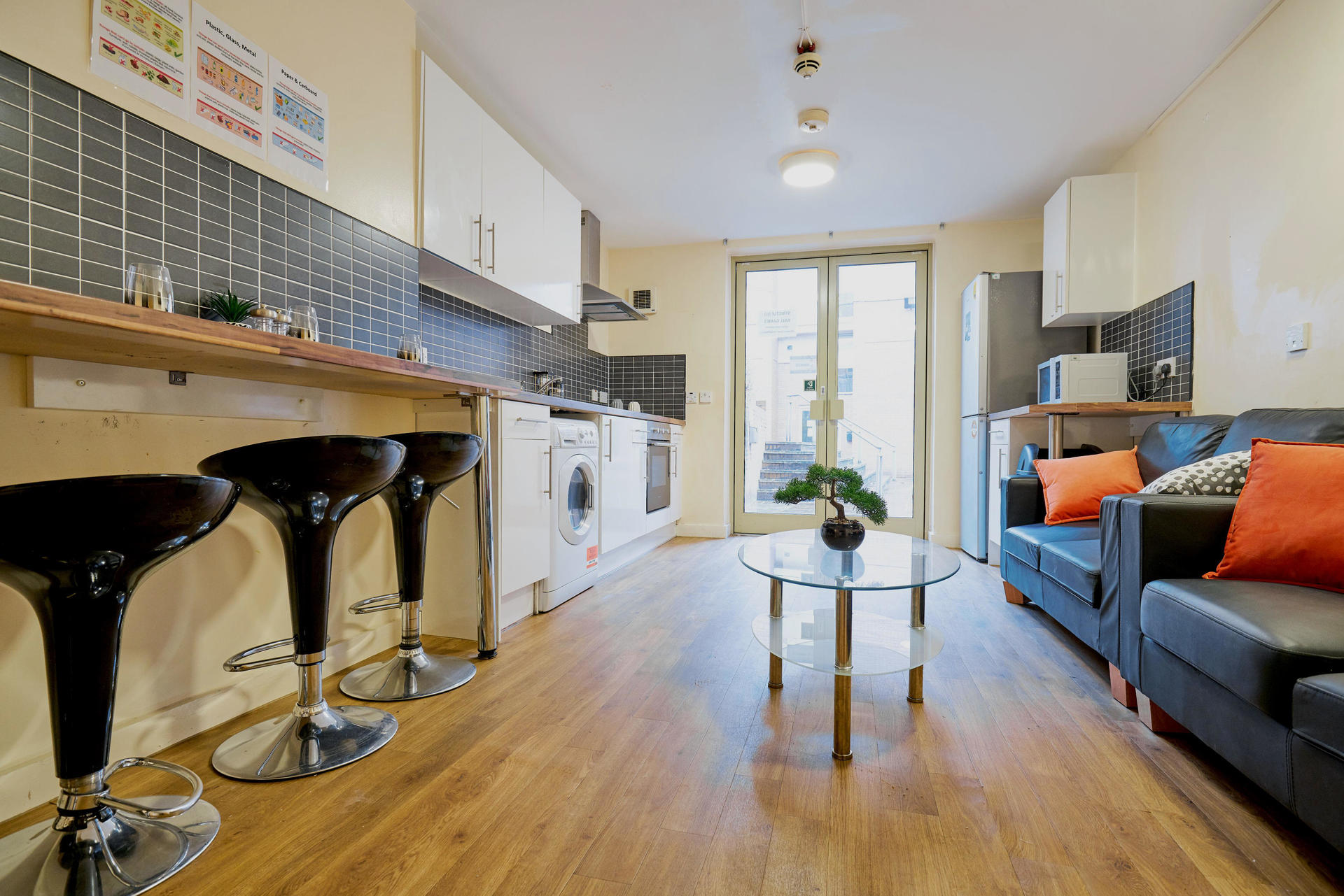 Daisybank Villas, Manchester image 5