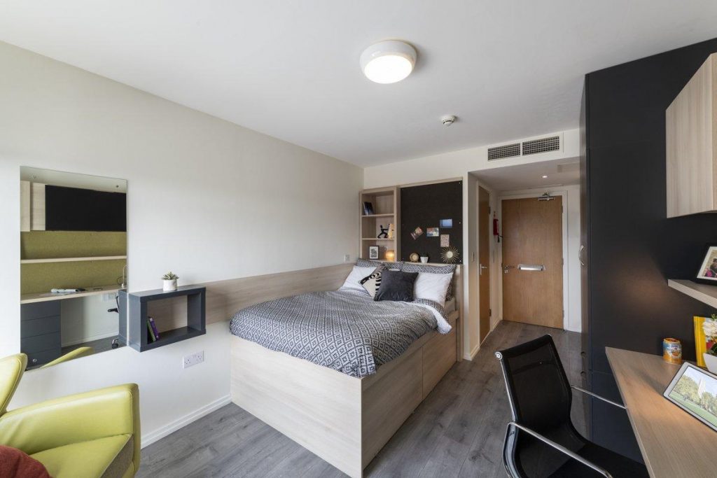 The Lyra, London image 2