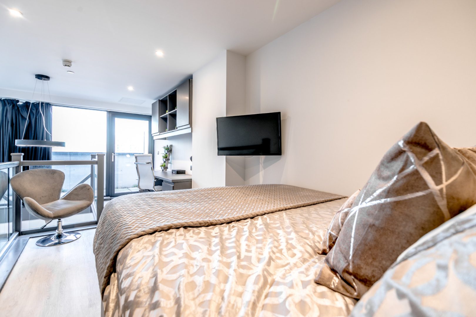 33 Parkside, Coventry image 2