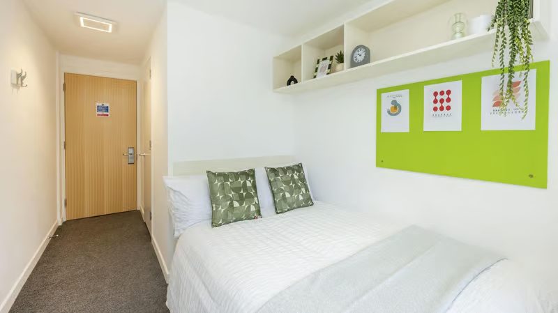 Hollingbury House, Brighton image 5