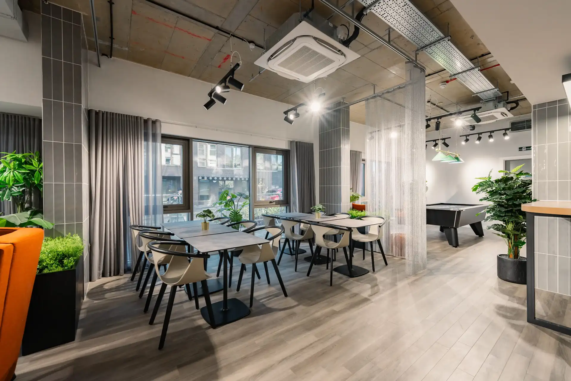 Redgate, Nottingham image 13