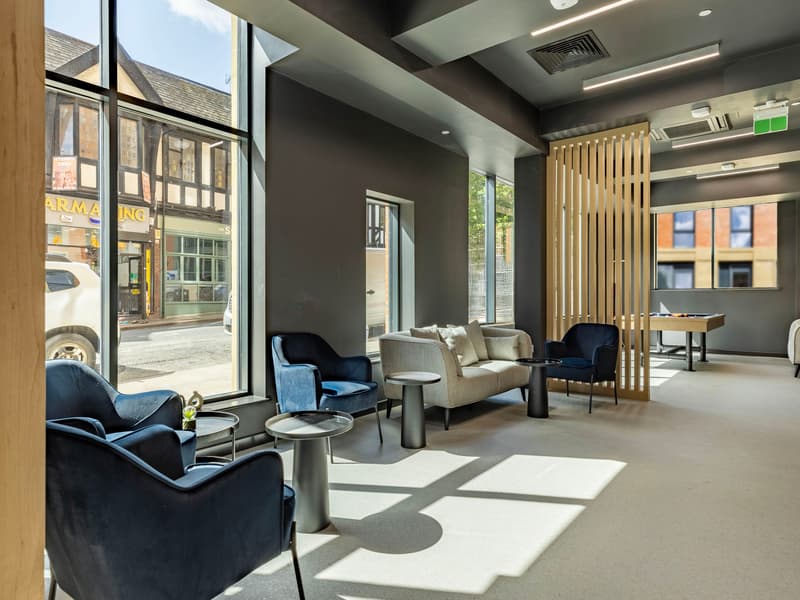 Straits Aire, Leeds image 16