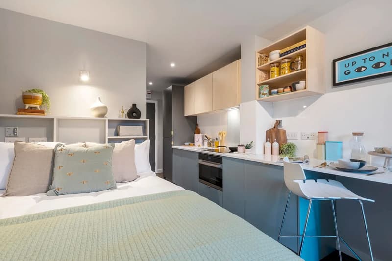 The Aspen, Leicester