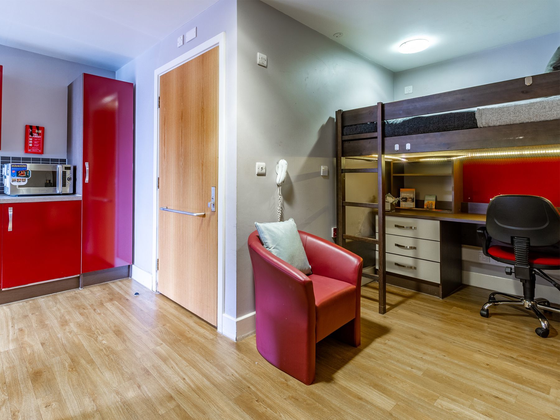 Camden Hawley Crescent, London image 21