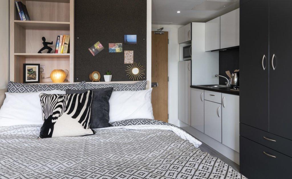 The Lyra, London image 6