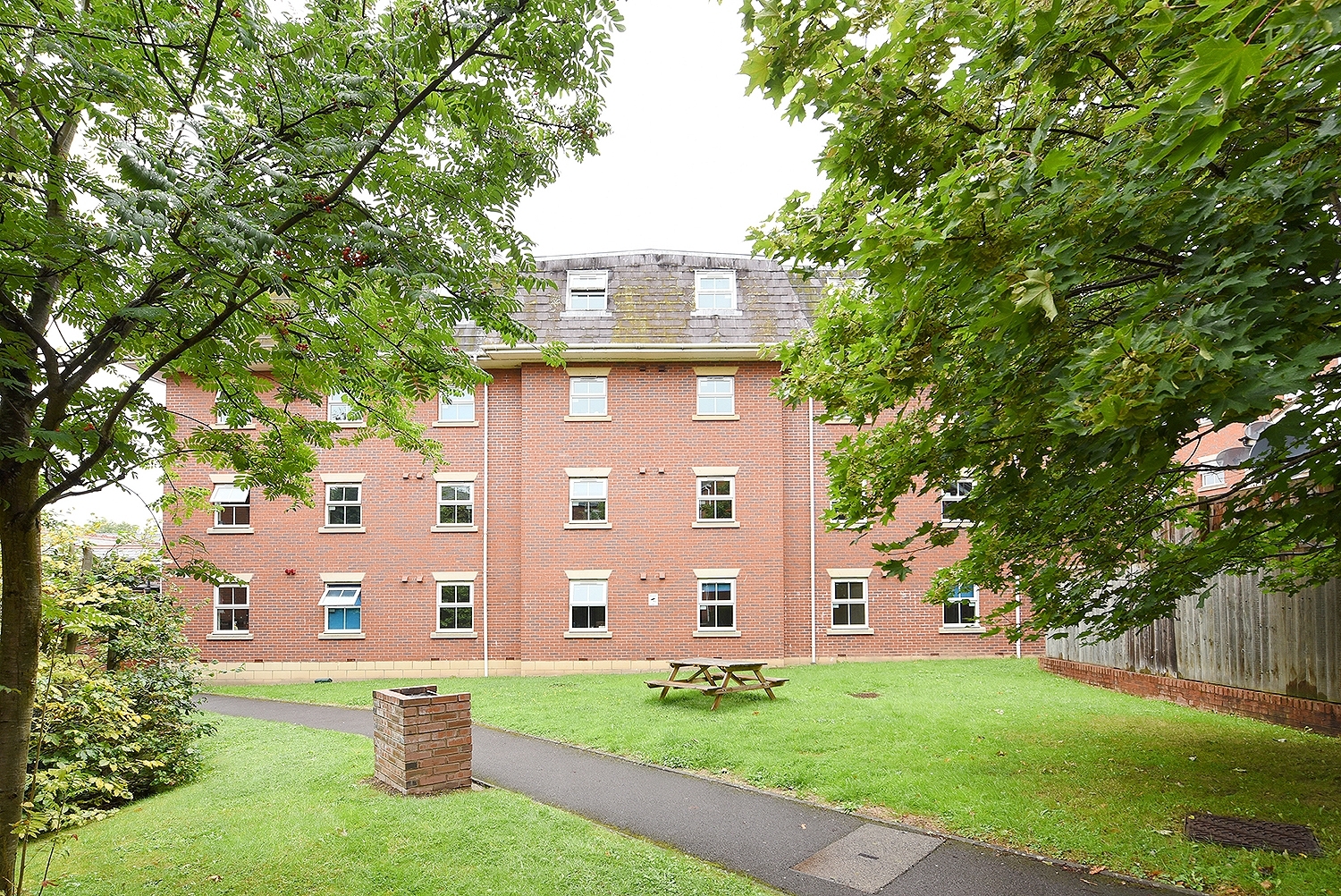 Snowdon Hall, Wrexham image 16