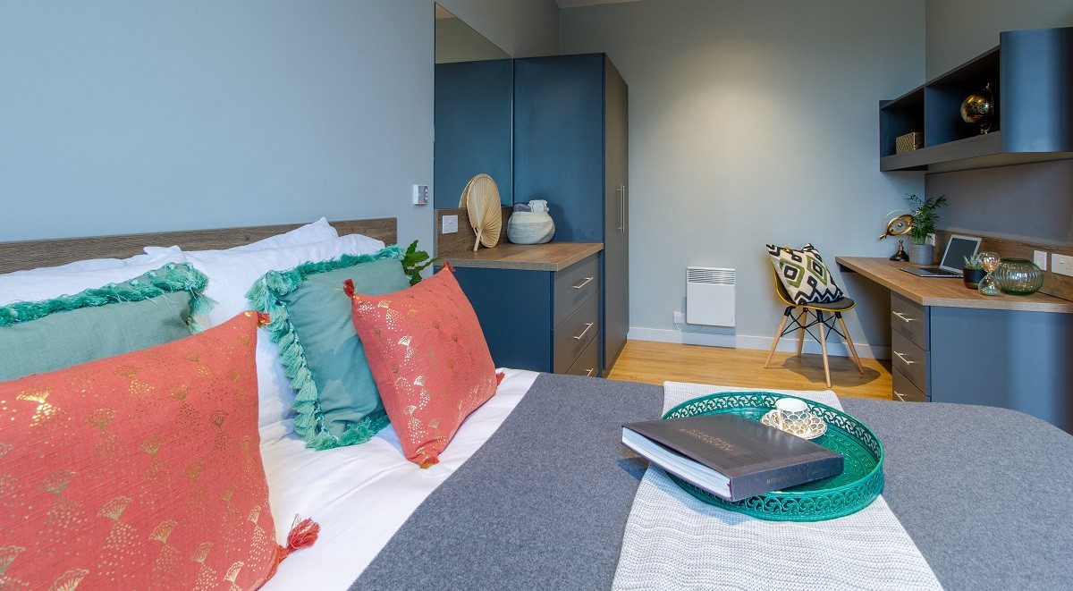 1 Bed Apartment