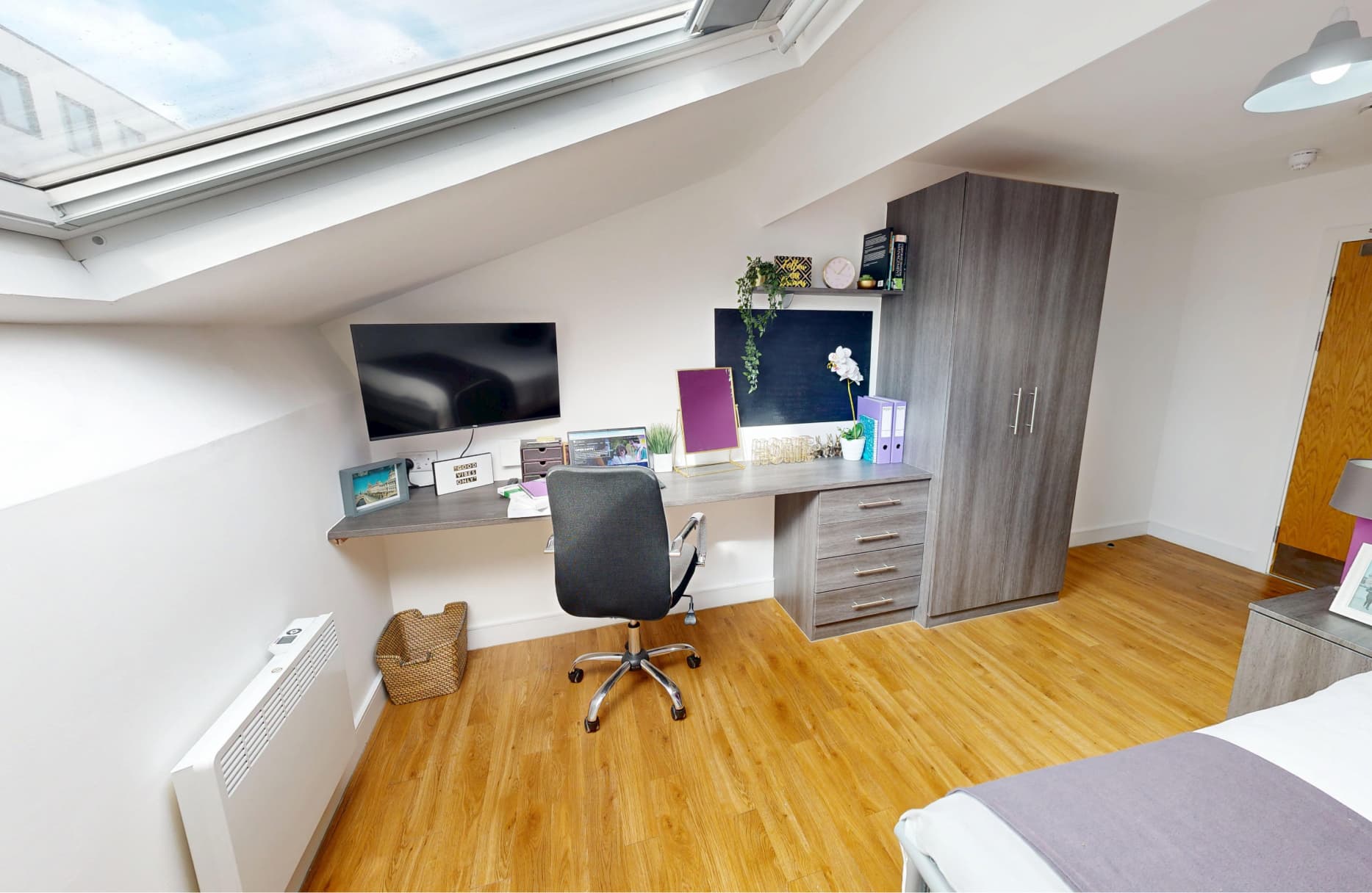 1 Bedroom Ensuite