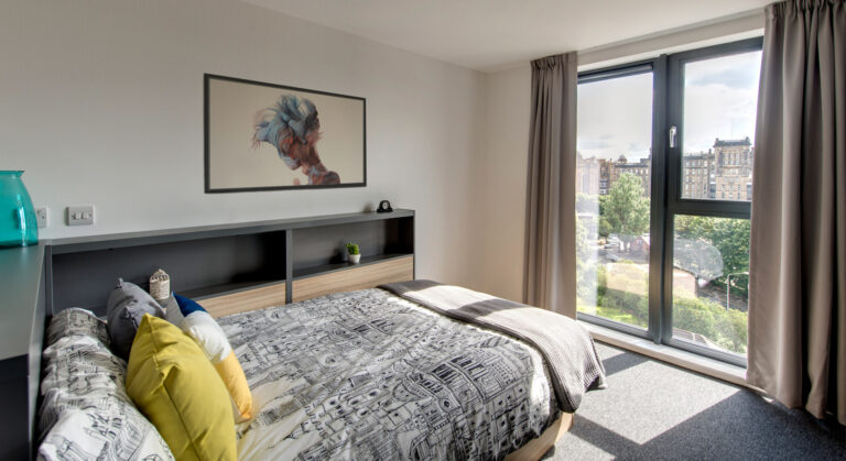 PREMIUM STUDIO