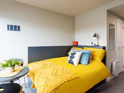 1st & 2nd Floor Studio