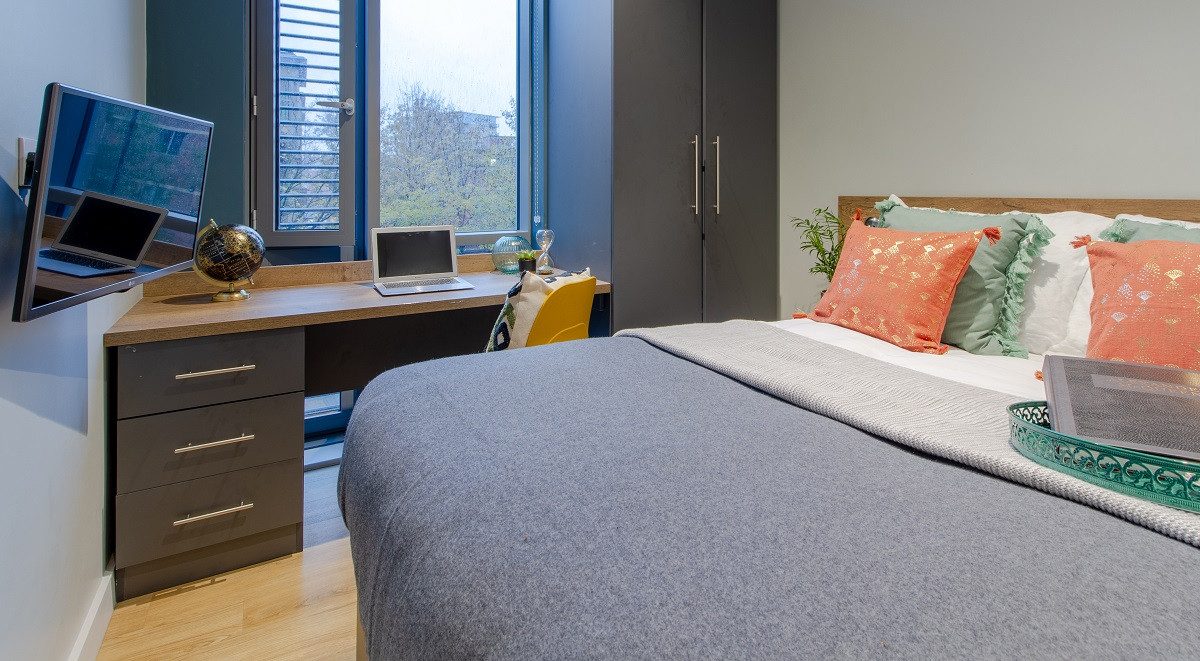 2 Bed Apartment