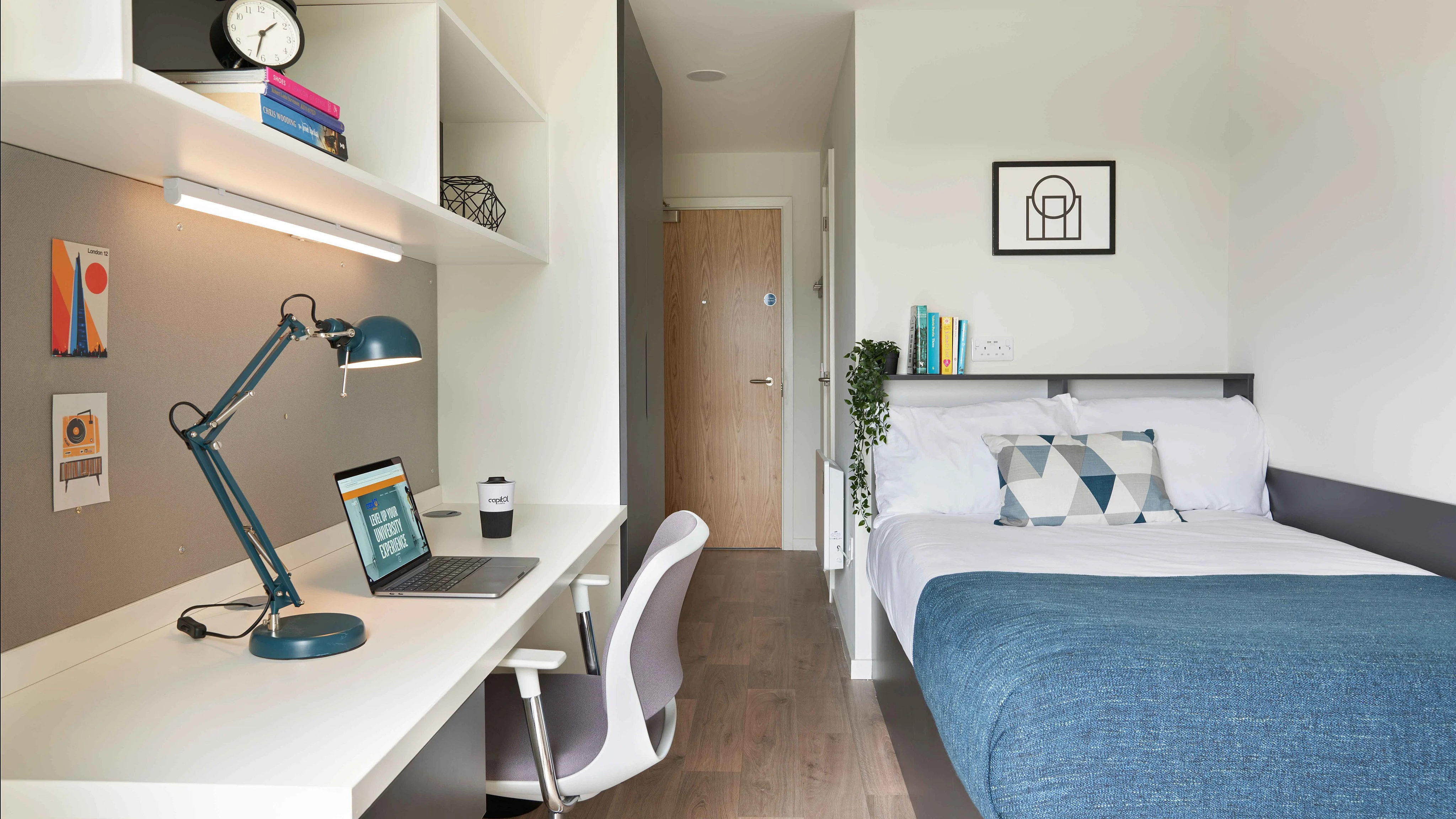 Silver Ensuite (Castle View) - Single Occupancy
