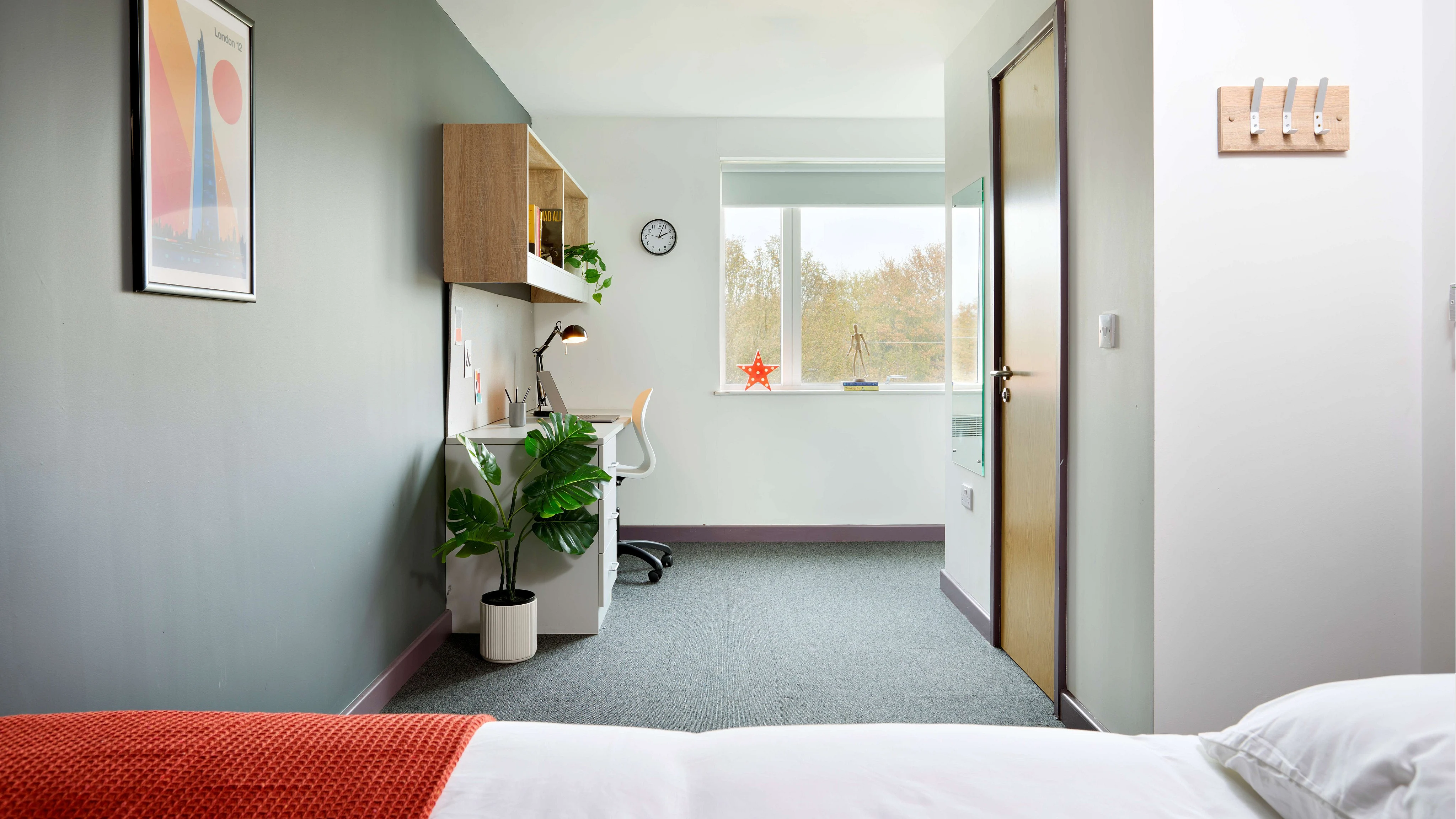 Gold Ensuite