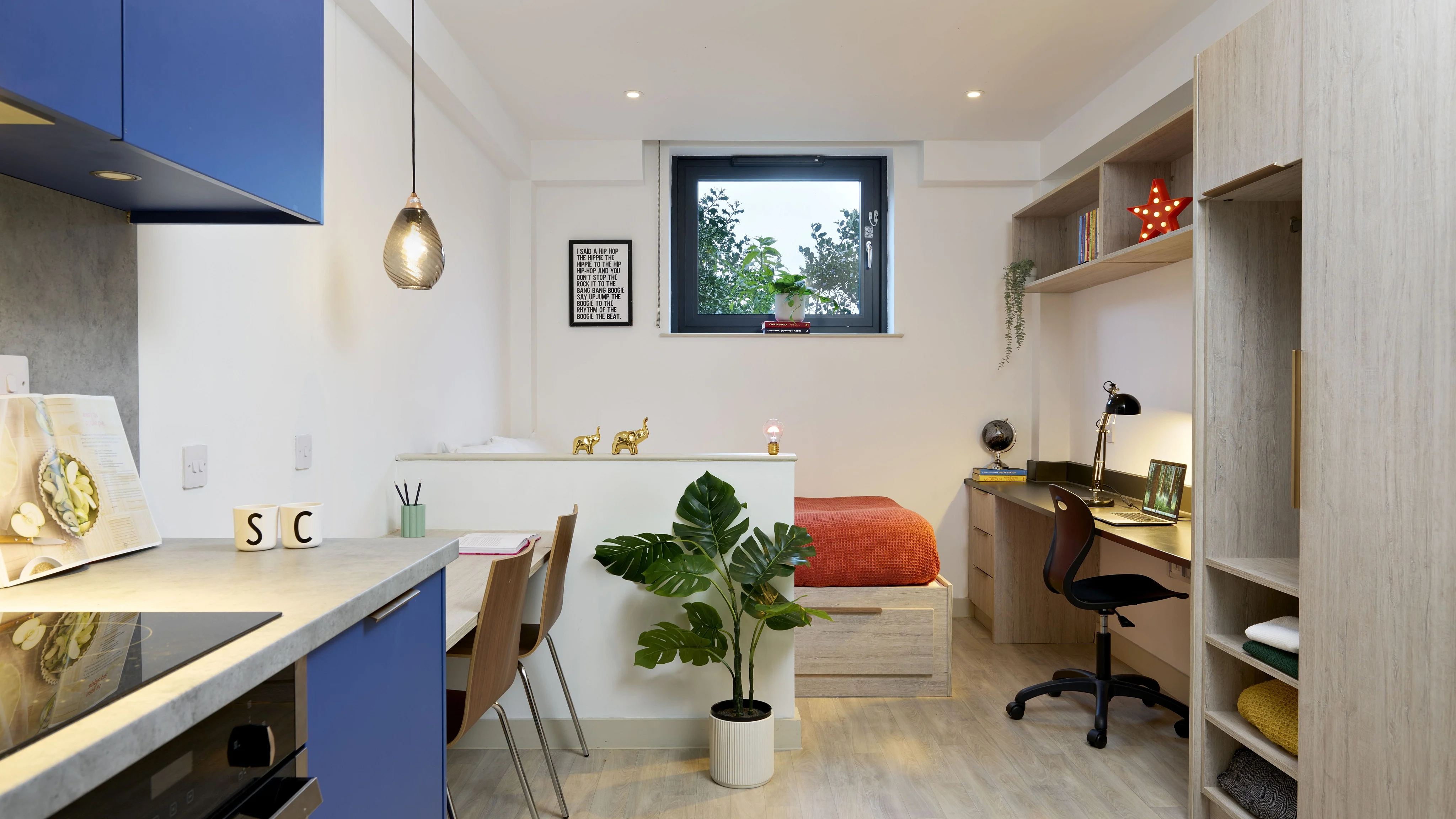 Bronze Studio