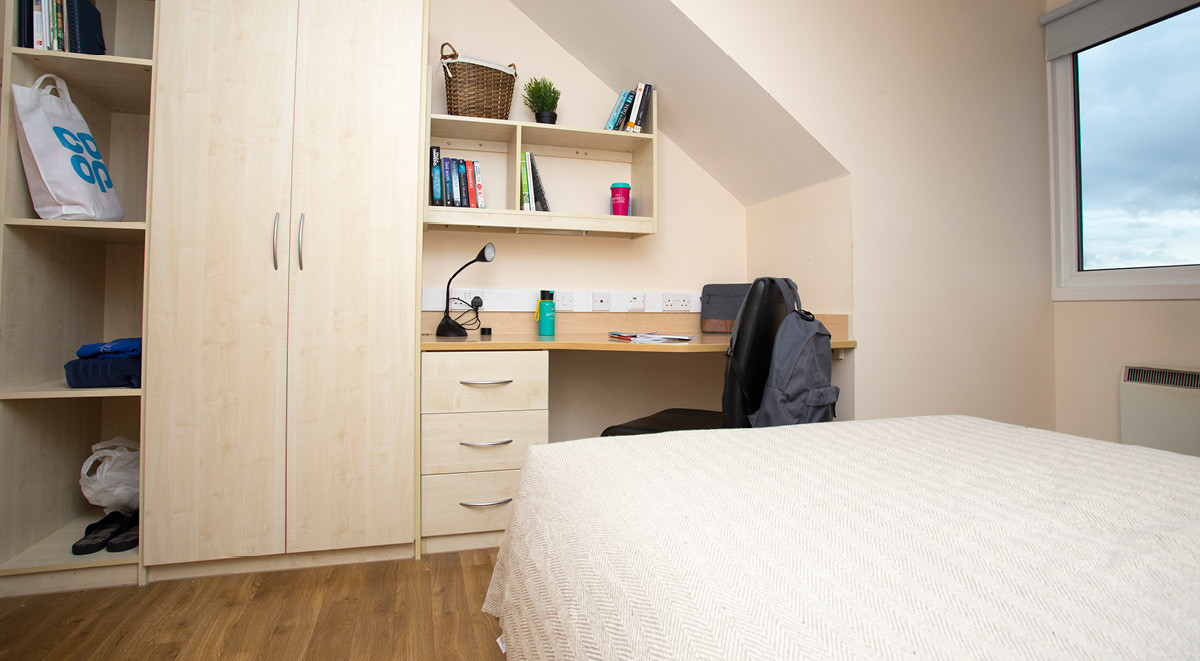 Gold 5 Bed Ensuite