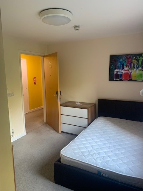 Deluxe En Suite, Behn Hall