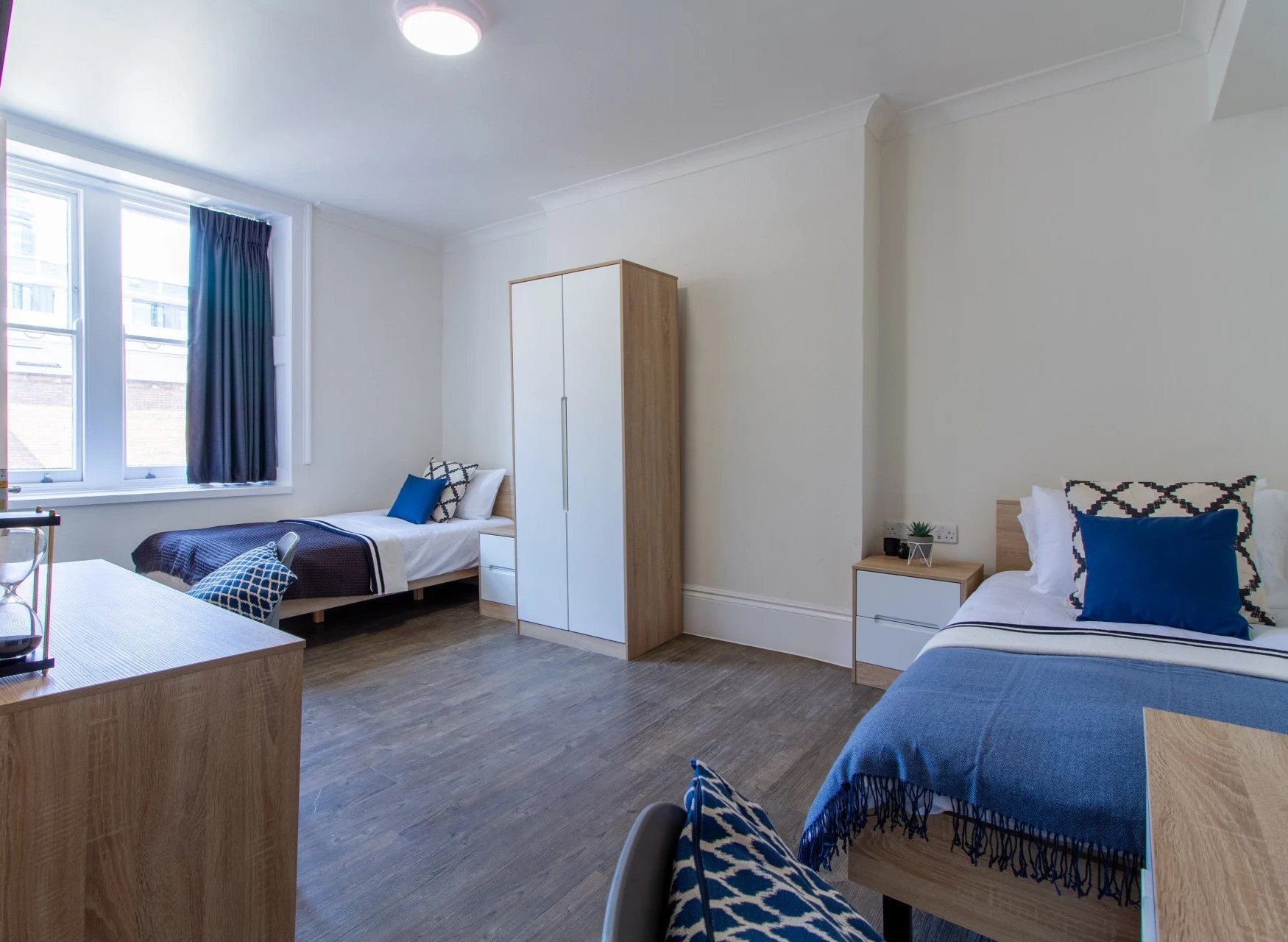 Bronze Twin Ensuite Room