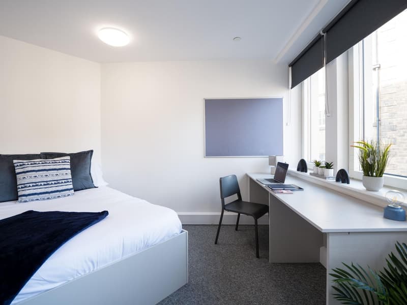 Platinum Ensuite