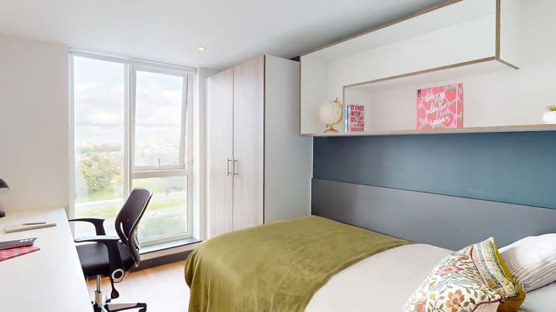 8 Bed Deluxe En-suite