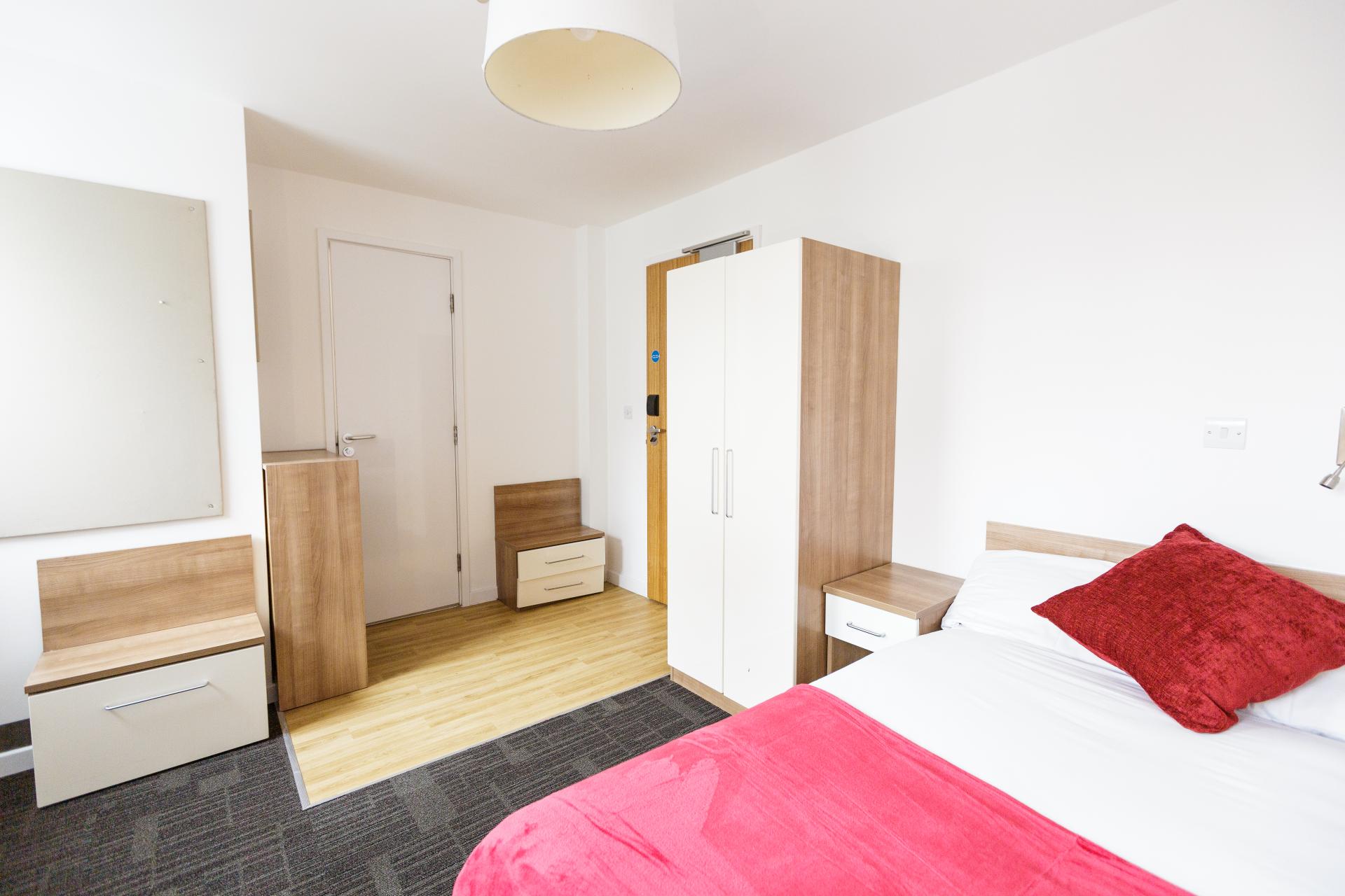 Silver En-suite