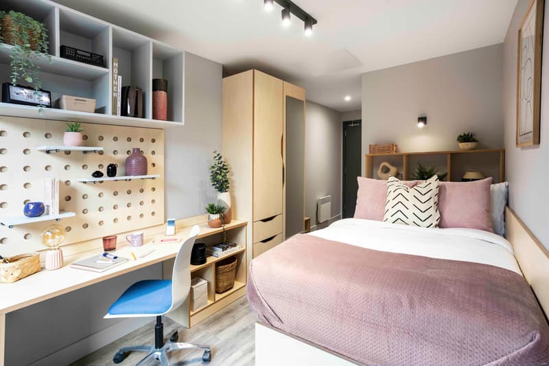 4 Bedroom Premium En-Suite