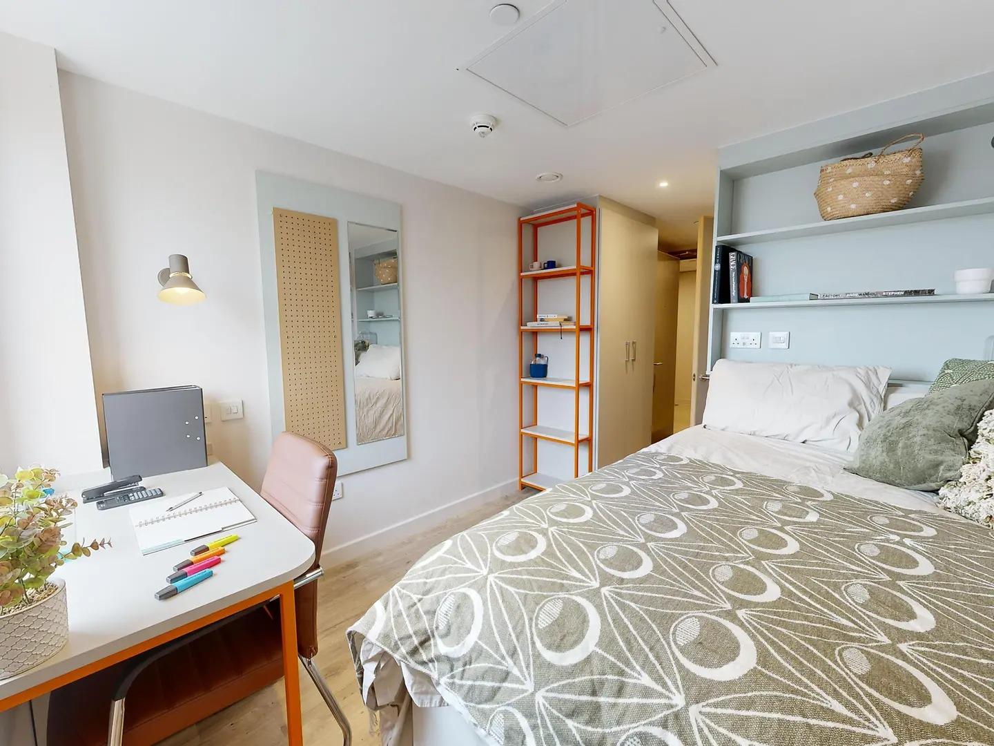 4 Bed En-suite