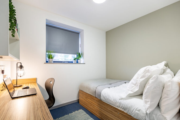Standard Ensuite - Rosedale Court