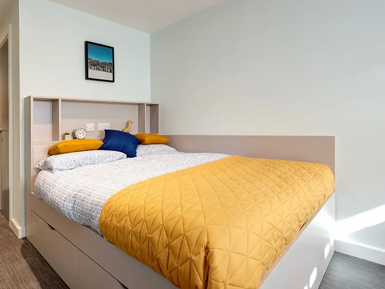 7 Bed Standard En-suite