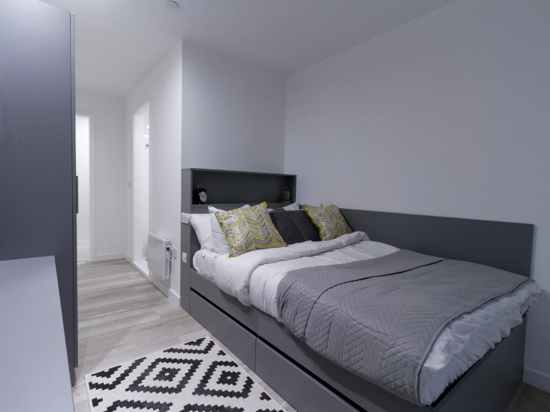 Classic En-Suite