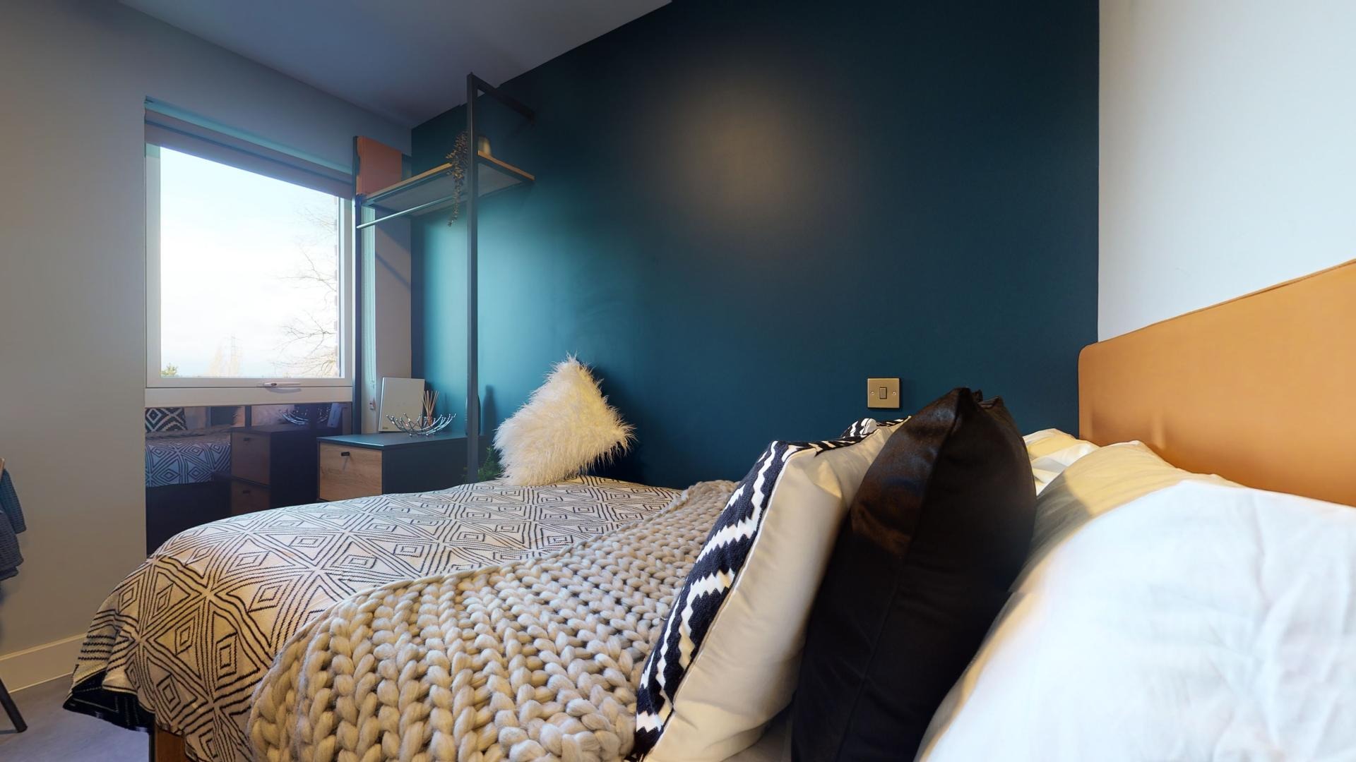 Classic Ensuite (4 Bed Flat)