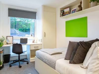 Deluxe En-Suite